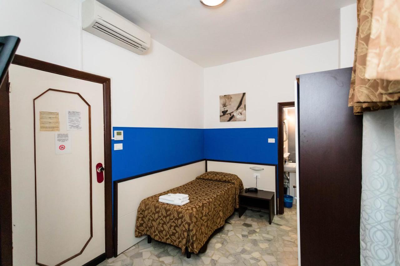 Mini hotel Genoa Exterior photo